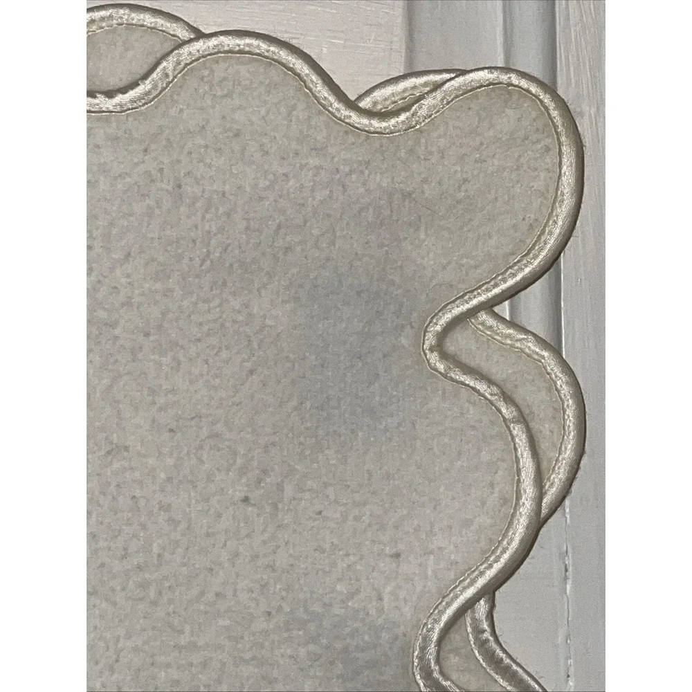 Vintage Quiltex Scalloped Edge Baby Blanket Cream‎ Ivory Satin Trim 36